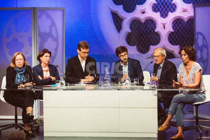 Mardi des Bernardins, débat sur la PMA.
