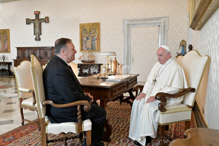 Le pape François et Michael POMPEO, secrétaire d’État des États-Unis.