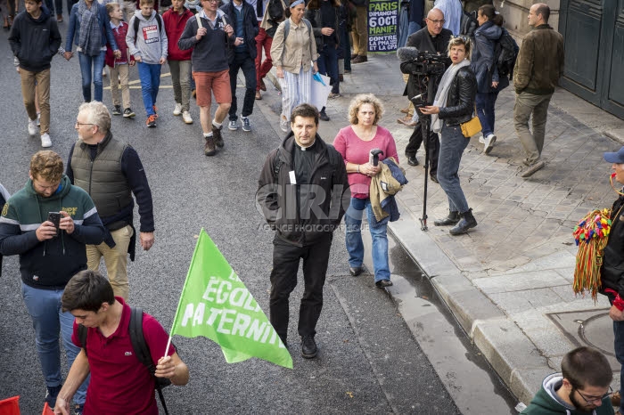 Manifestation contre la réforme de la PMA.