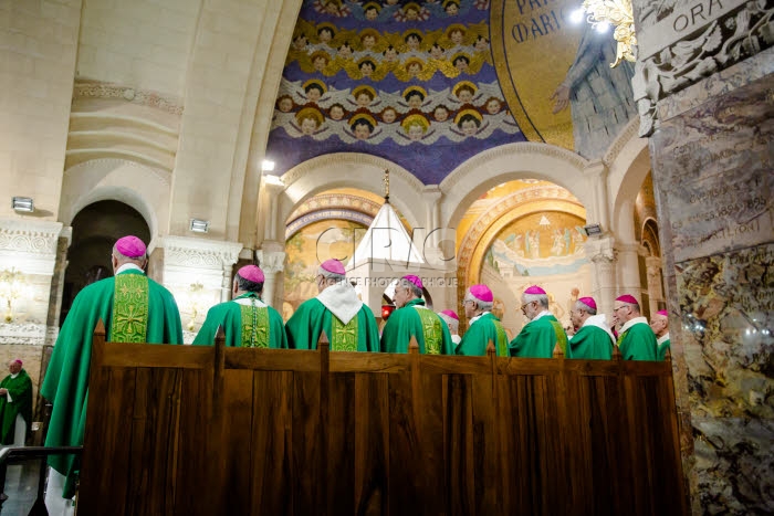Messe célébrée en la basilique Notre Dame du Rosaire.