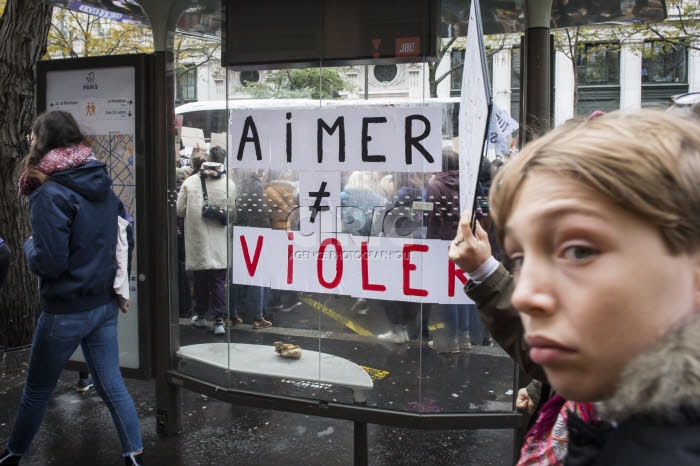 Paris, marche contre les violences sexistes et sexuelles faites aux femmes.