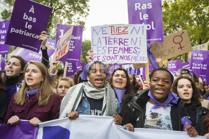 Paris, marche contre les violences sexistes et sexuelles faites aux femmes.