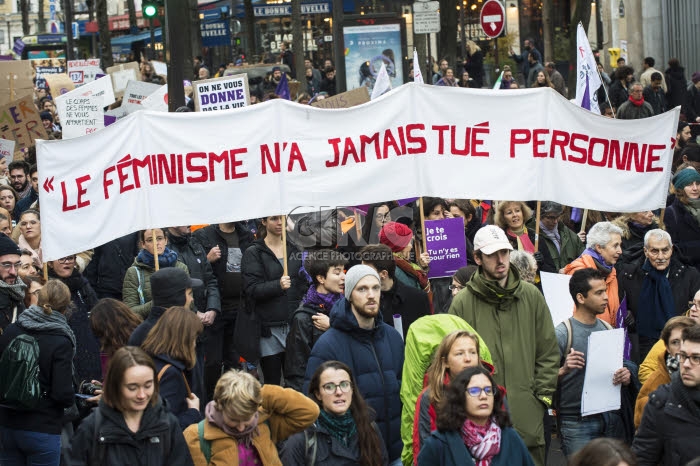 Paris, marche contre les violences sexistes et sexuelles faites aux femmes.