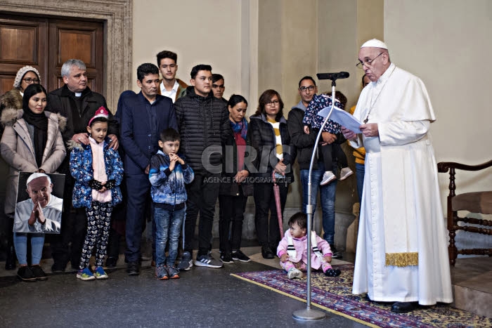 Discours du pape François lors d'une audience avec des réfugiers.