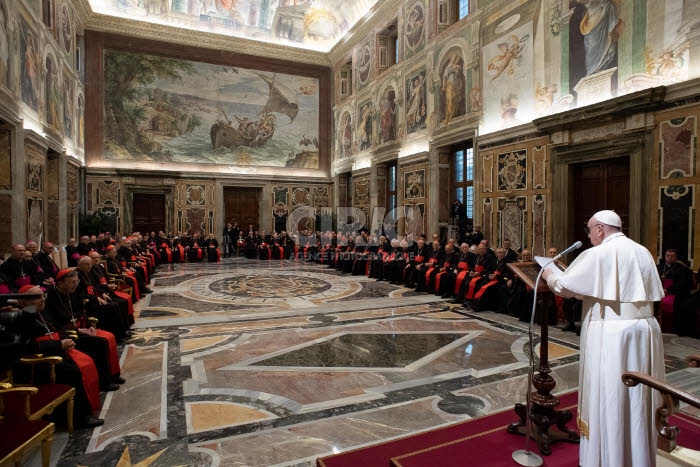 Traditionnels vœux du pape François à la Curie.