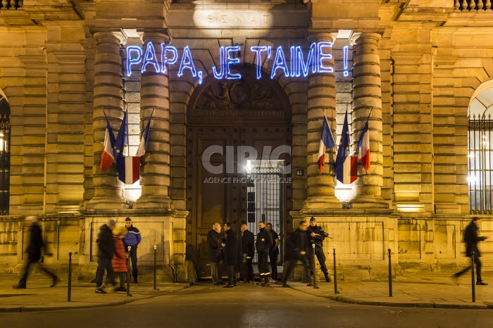 Manifestation contre le projet de loi bioéthique devant le Sénat à Paris.