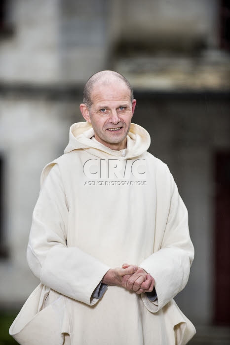Dom Dysmas de LASSUS, prieur et ministre général de l'Ordre des Chartreux.