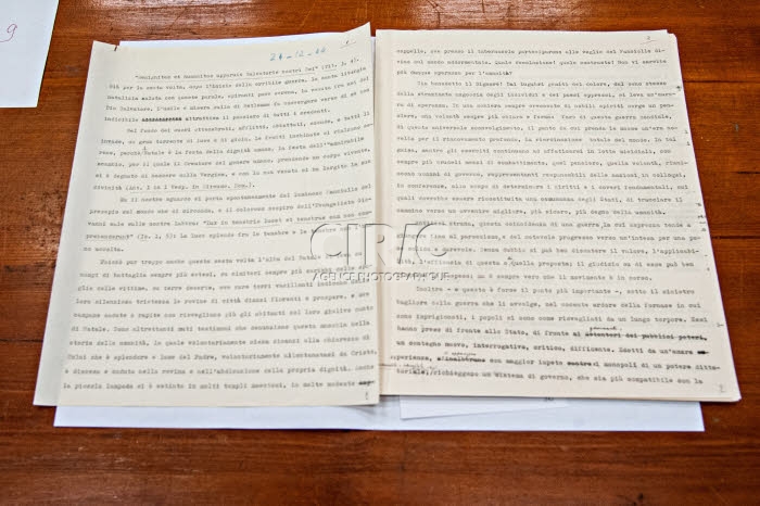 Documents déclassifiés du pontificat de Pie XII, dans les Archives du Vatican.