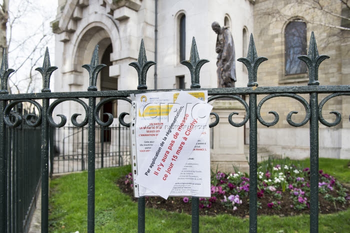 Coronavirus, à compté du 15 mars les messes ne peuvent plus être célébrées.