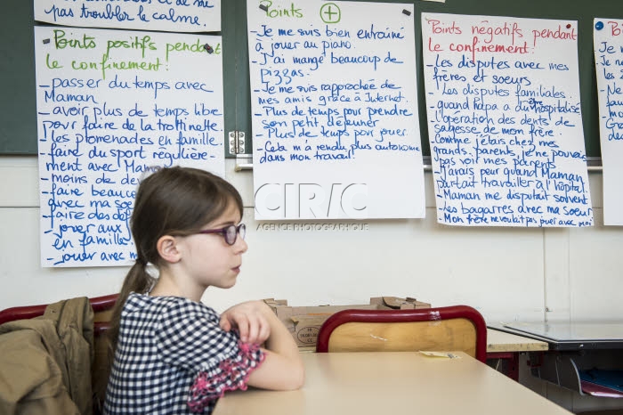 France, Covid-19, reprise des cours pour des élèves d'une classe de CE2.