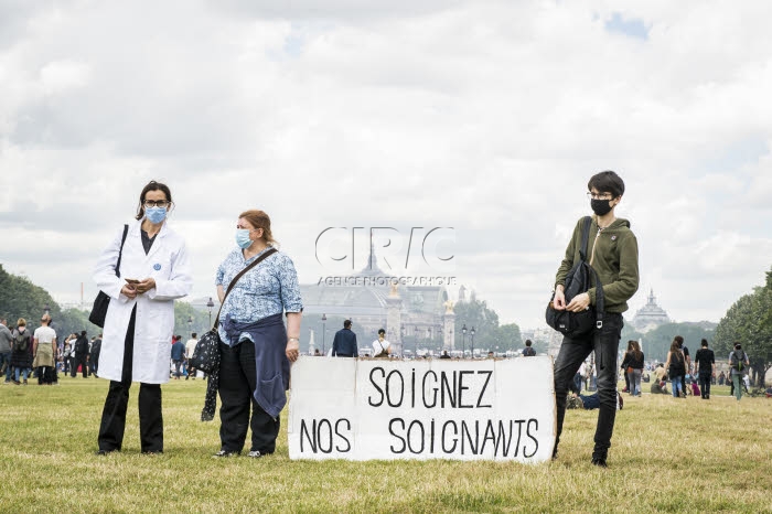 Manifestaton des personnels soignants à Paris.