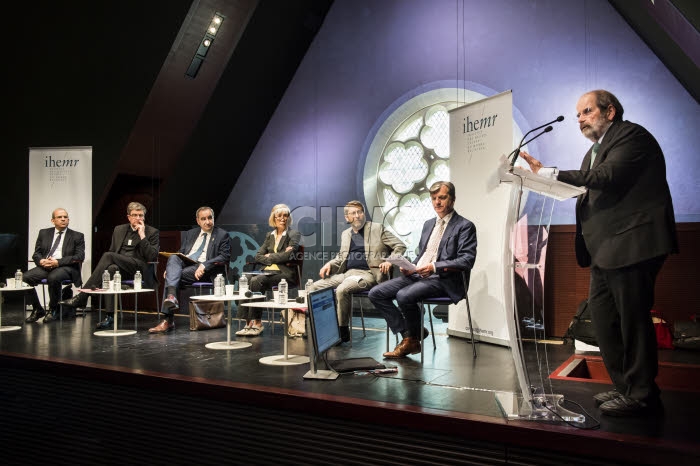 Crise Covid-19, débat avec les présidents des principaux cultes en France.