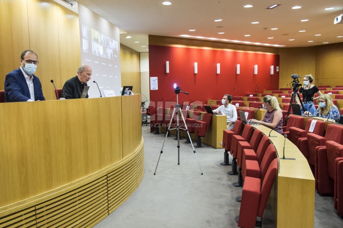 Projet de révision des lois bioéthiques, conférence de Mgr d'ORNELLAS.