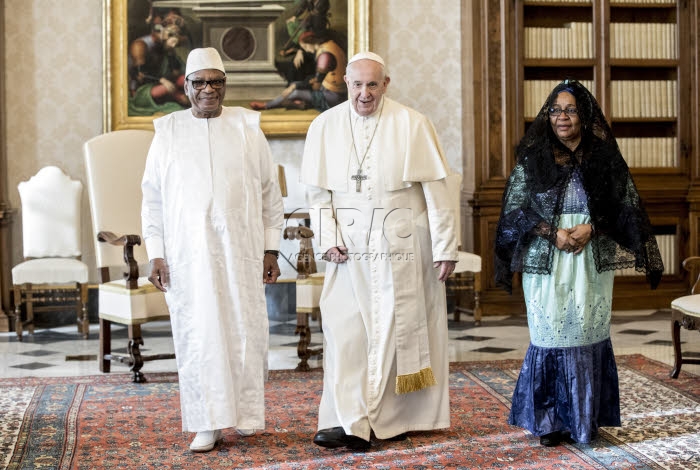 Le pape François reçoit le président de la République du Mali.