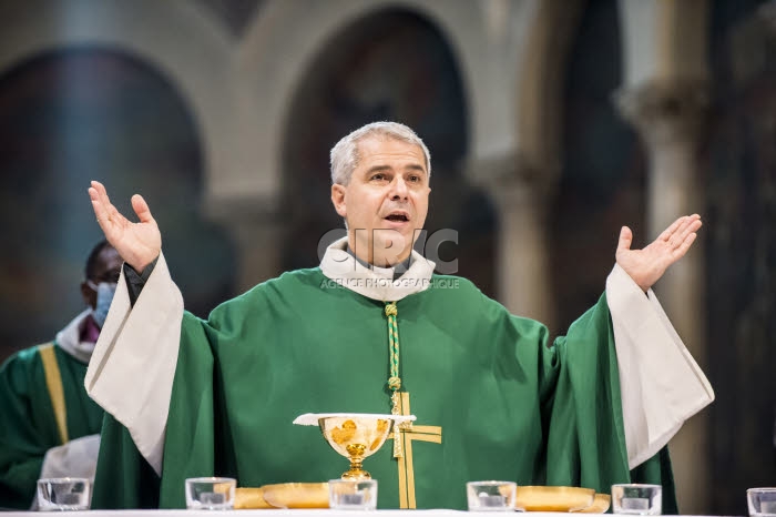 Messe présidée par Mgr Denis JACHIET.