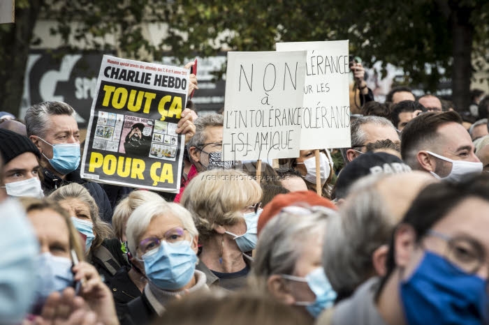 Paris, hommage à Samuel PATY, professeur assassiné par un terroriste.