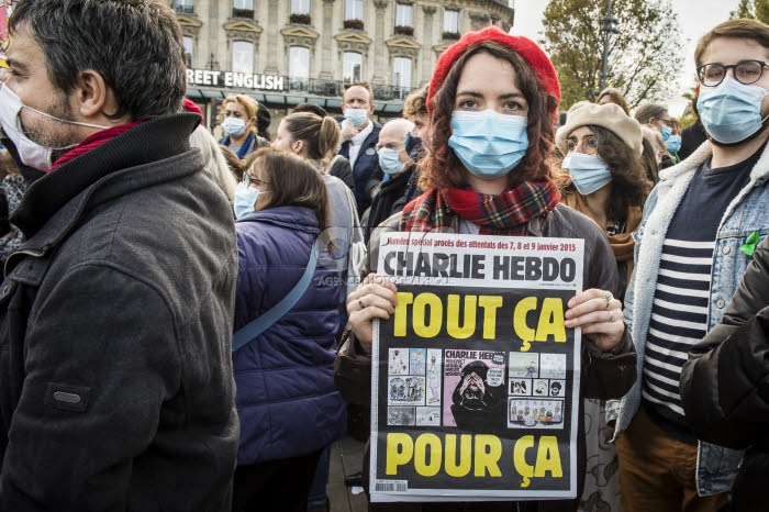 Paris, hommage à Samuel PATY, professeur assassiné par un terroriste.