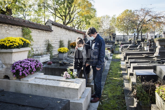Fête de la Toussaint, cimetière.