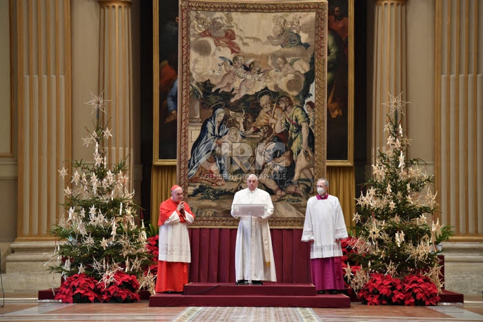 Le pape François délivre son message Urbi et Orbi.