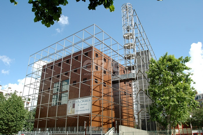 Eglise contemporaine à Paris - art sacré