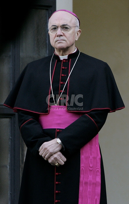 Mgr Carlo Maria VIGANO