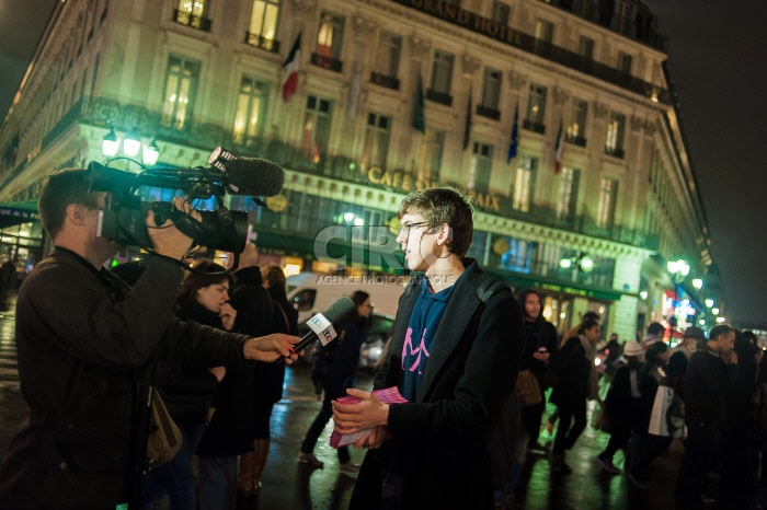 Manif Pour Tous : distribution de tracts