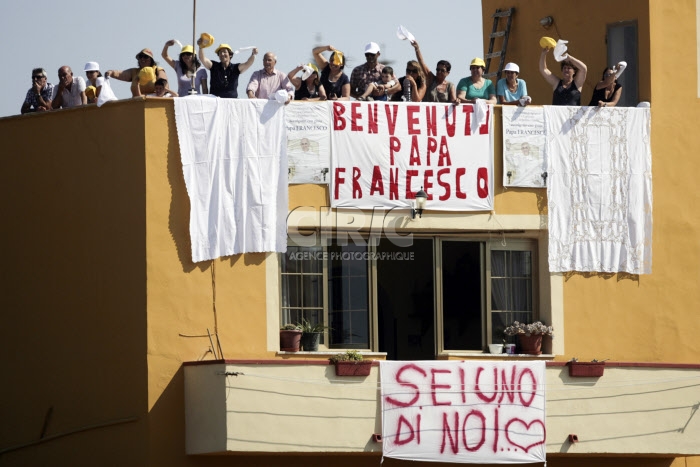 Lampedusa, premier voyage de François