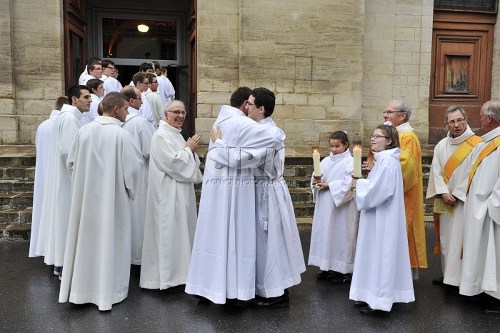 Ordination diaconale d'Arnaud DHUICQ