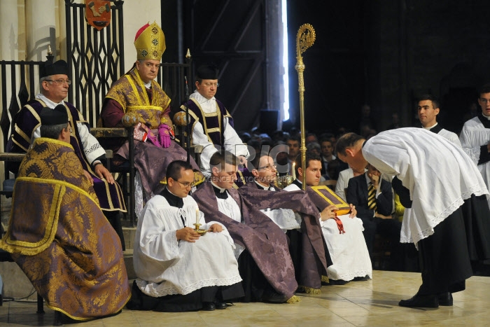 Messe pontificale tridentine d'ordination