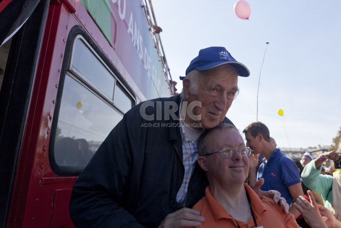 Jean VANIER