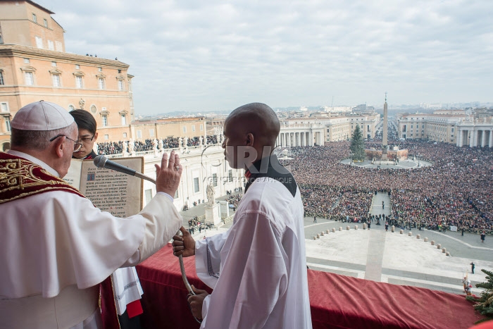 Message de Noël "Urbi et Orbi" du pape François