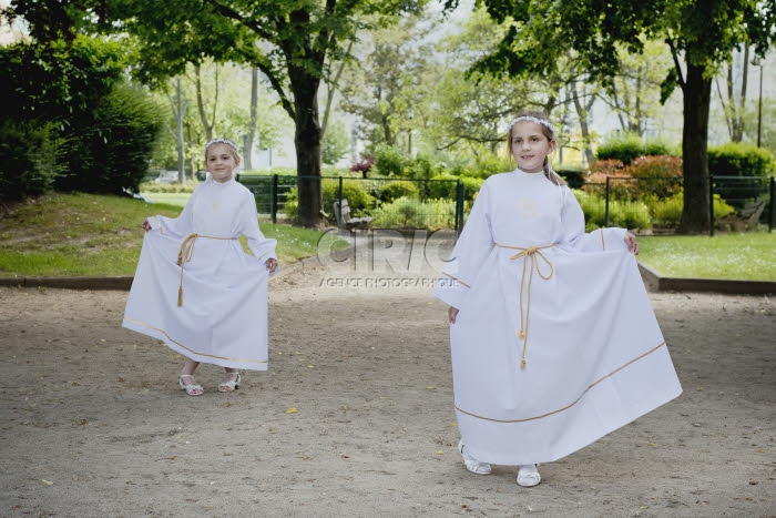 Première communion de Nell et Wiktoria