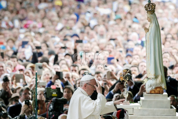 Voyage apostolique du pape François à Fatima.