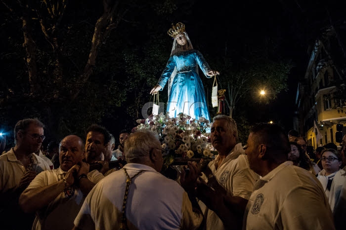 Fête de Noantri, procession de la Madone du Fleuve à Rome, Italie.