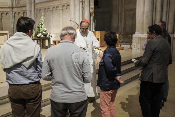 Des catholiques séparés, divorcés ou divorcés remariés témoignent à Lyon.