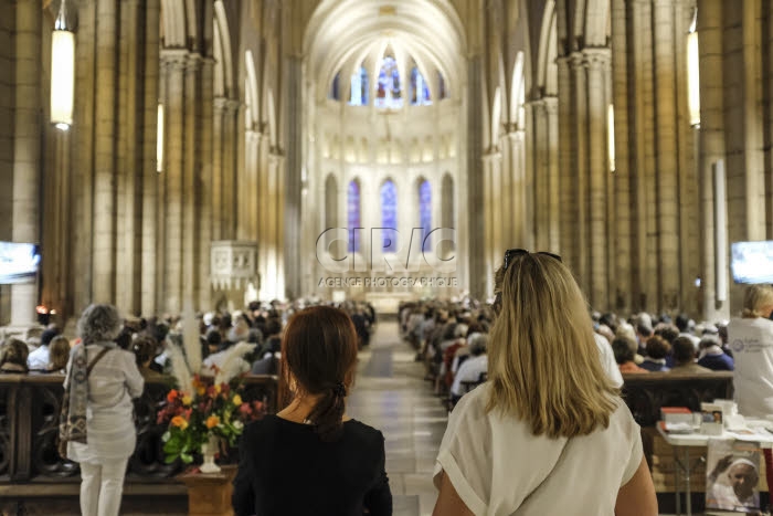 Des catholiques séparés, divorcés ou divorcés remariés témoignent à Lyon.