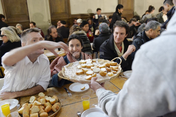 1ère journée mondiale des pauvres, paroisse St Jean Baptiste de Belleville à Paris