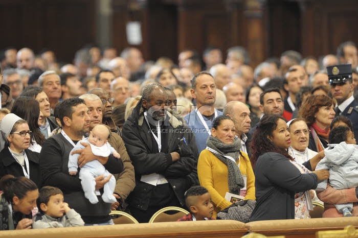 1ère Journée mondiale des pauvres instituée par le pape François, messe au Vatican
