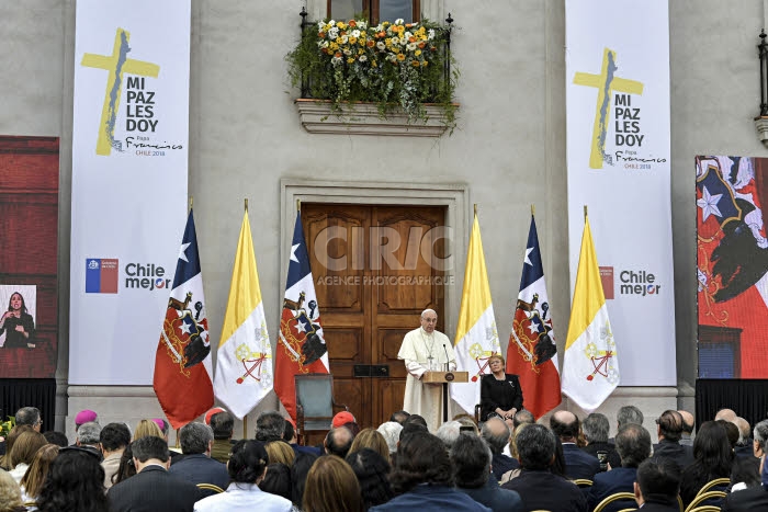 Voyage apostolique du pape François au Chili. Discours du pape au palais présidentiel.