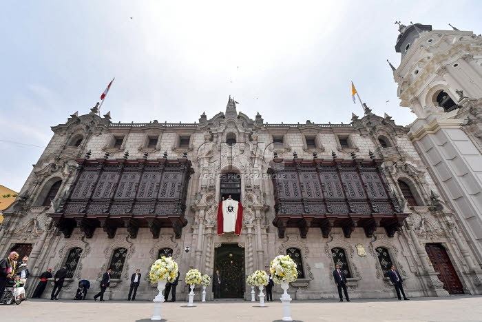 Voyage apostolique du pape François au Pérou. Angélus sur la plaza de Armas de Lima