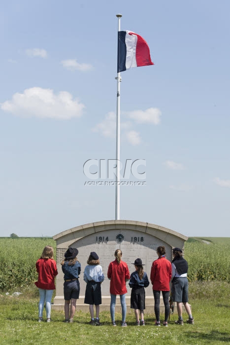 Meaux, pèlerinage inter-scout pour la paix.