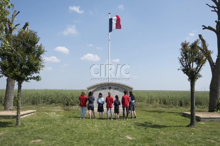 Meaux, pèlerinage inter-scout pour la paix.