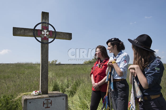 Meaux, pèlerinage inter-scout pour la paix.
