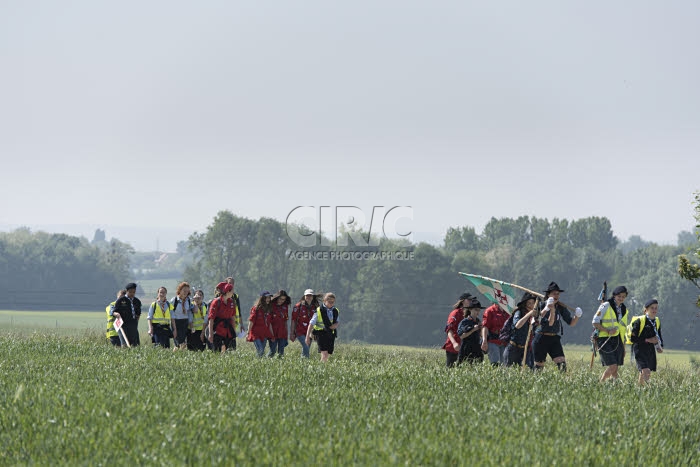 Meaux, pèlerinage inter-scout pour la paix.