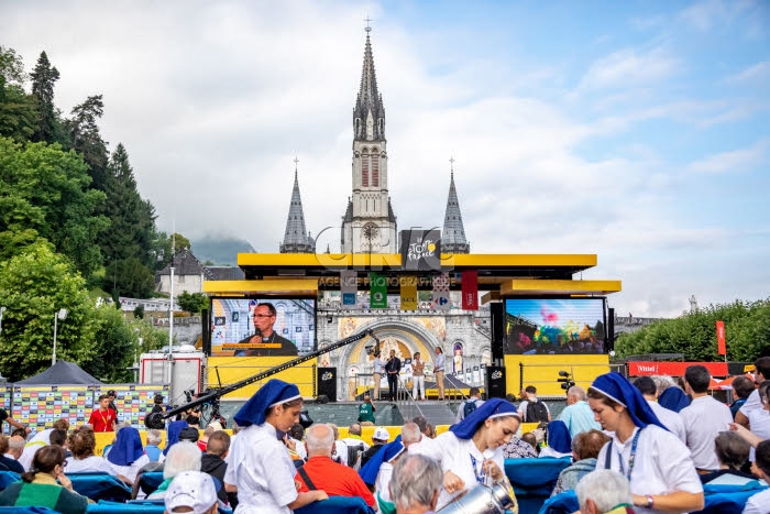 Sport, 19e étape du Tour de France au sanctuaire de Lourdes