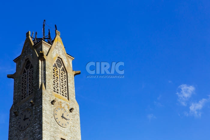 Incendie dans la toiture du clocher de l'église Sainte-Thérèse à Rennes.