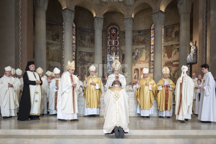 Mgr Matthieu ROUGE, nouvel évêque de Nanterre