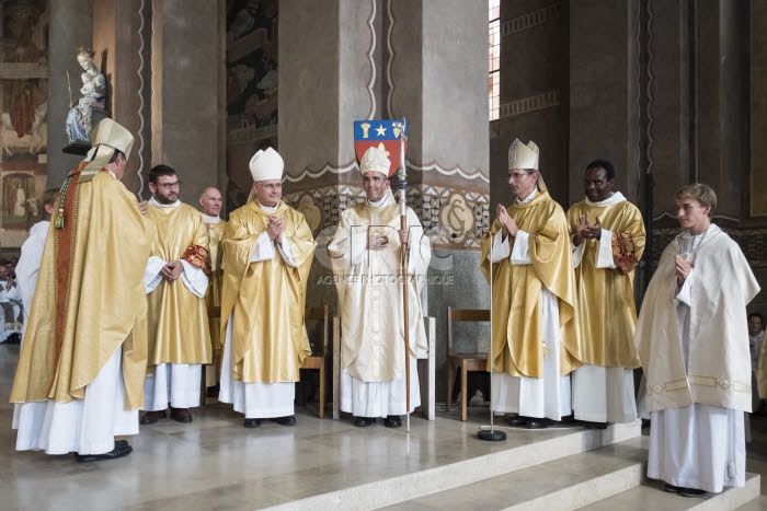 Mgr Matthieu ROUGE, nouvel évêque de Nanterre
