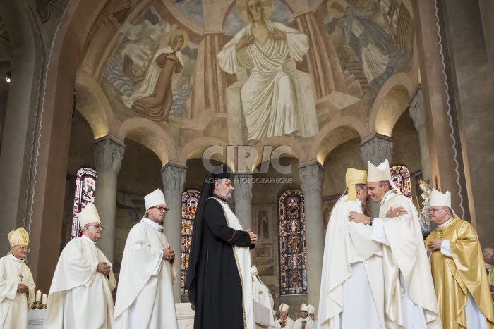 Mgr Matthieu ROUGE, nouvel évêque de Nanterre.