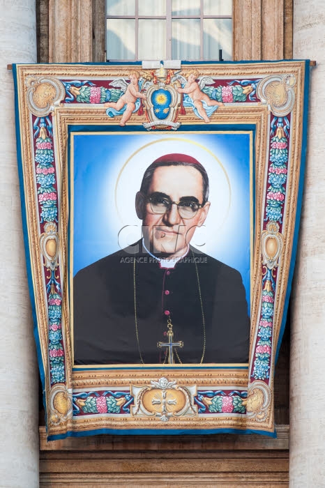 Canonisation de Mgr Oscar ROMERO au Vatican.